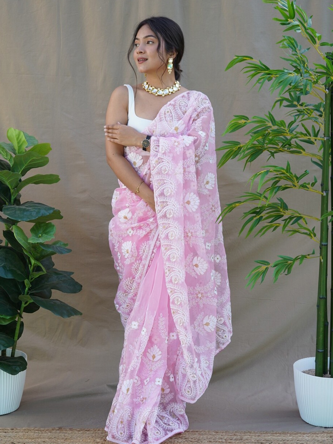 

Exclusiva Paisley Embroidered Organza Saree, Pink
