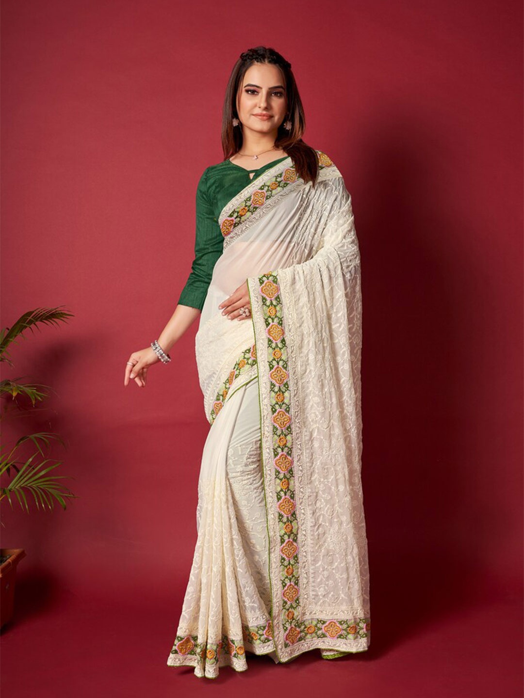 

Exclusiva Floral Embroidered Poly Georgette Saree, White