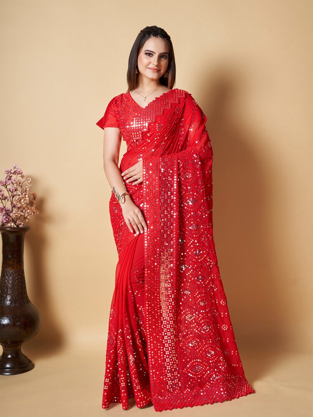 

Exclusiva Embellished Sequinned Saree, Red