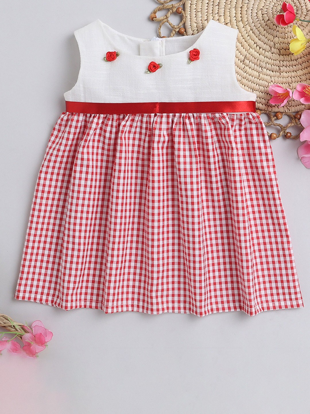 

MANY FROCKS & Infant Girls Checked Pure Cotton Fit & Flare Dress, Red