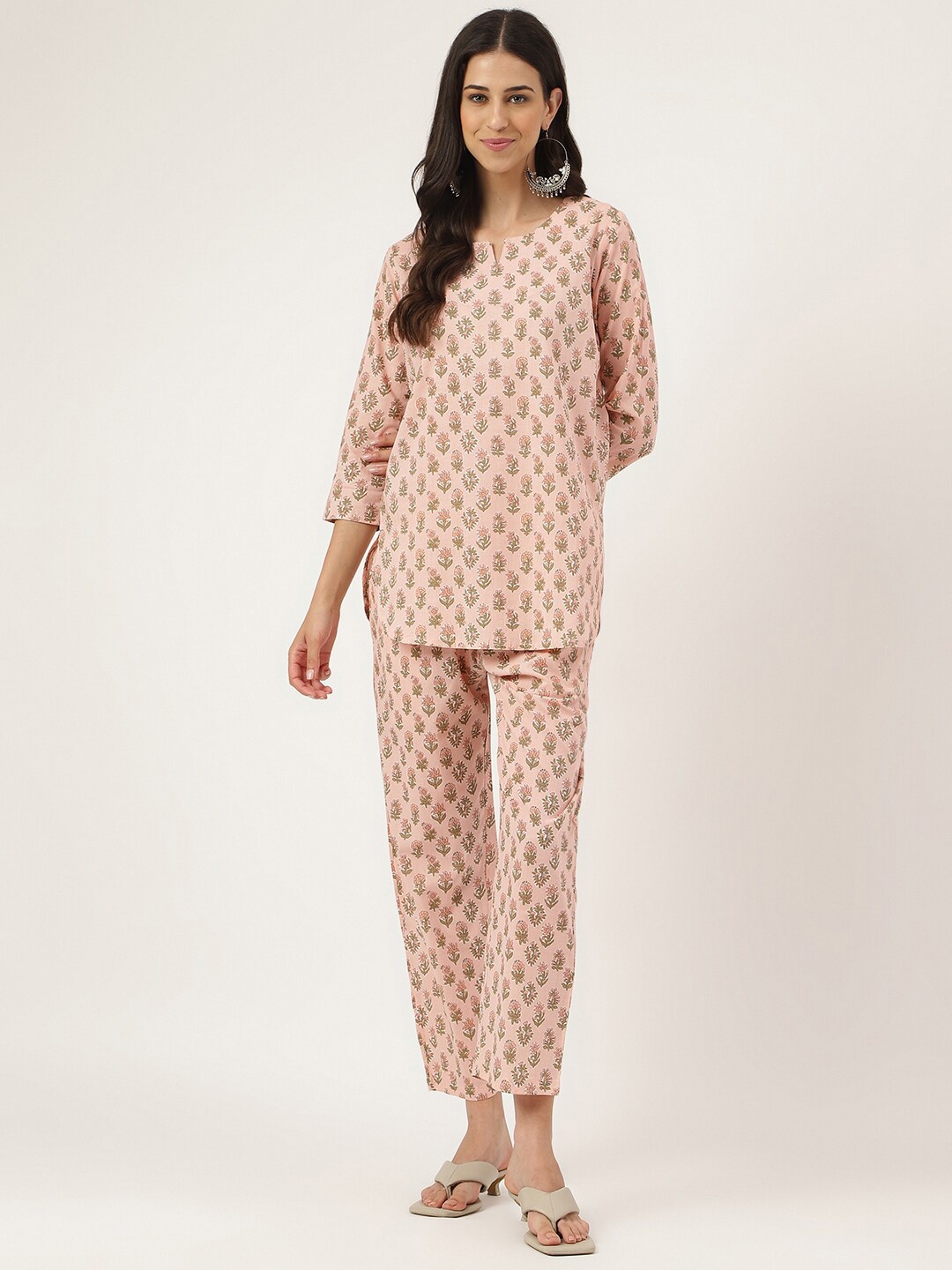 

Divena Floral Printed Pure Cotton Night Suit, Pink