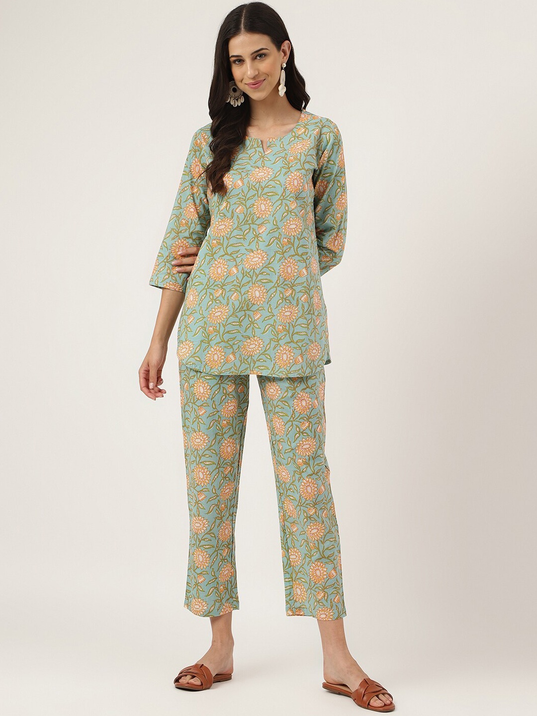 

Divena Floral Printed Pure Cotton Night Suit, Green