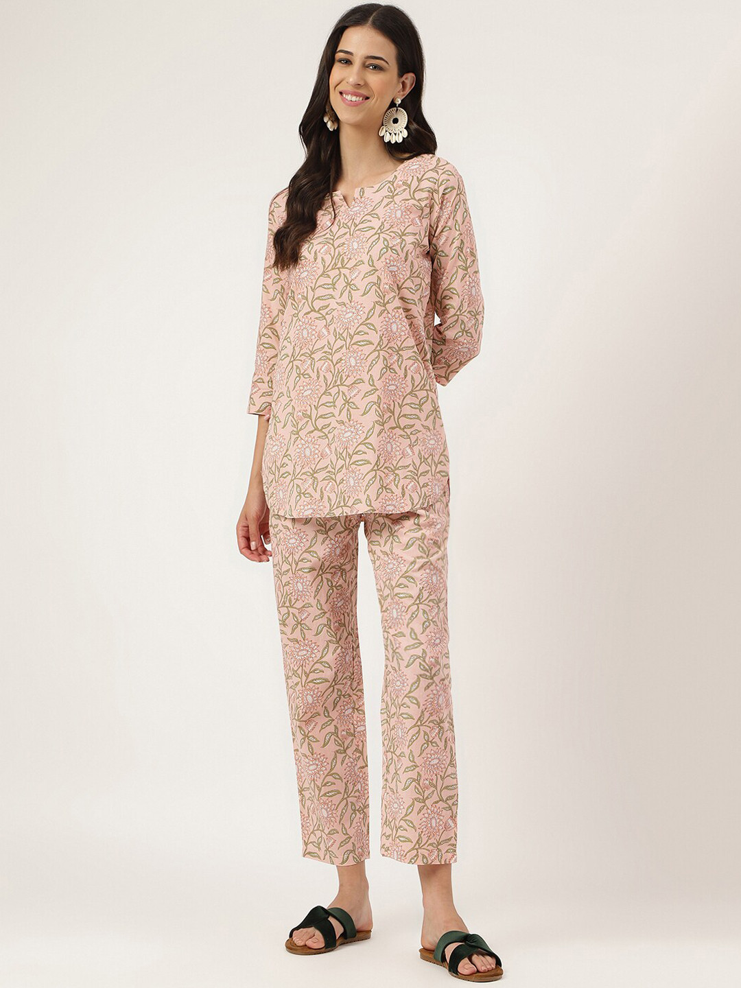 

Divena Floral Printed Pure Cotton Night Suit, Pink