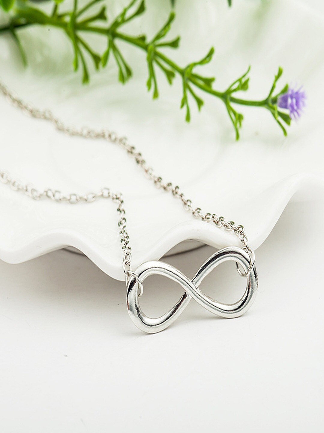 

UNIVERSITY TRENDZ Silver-Plated Infinity Necklace