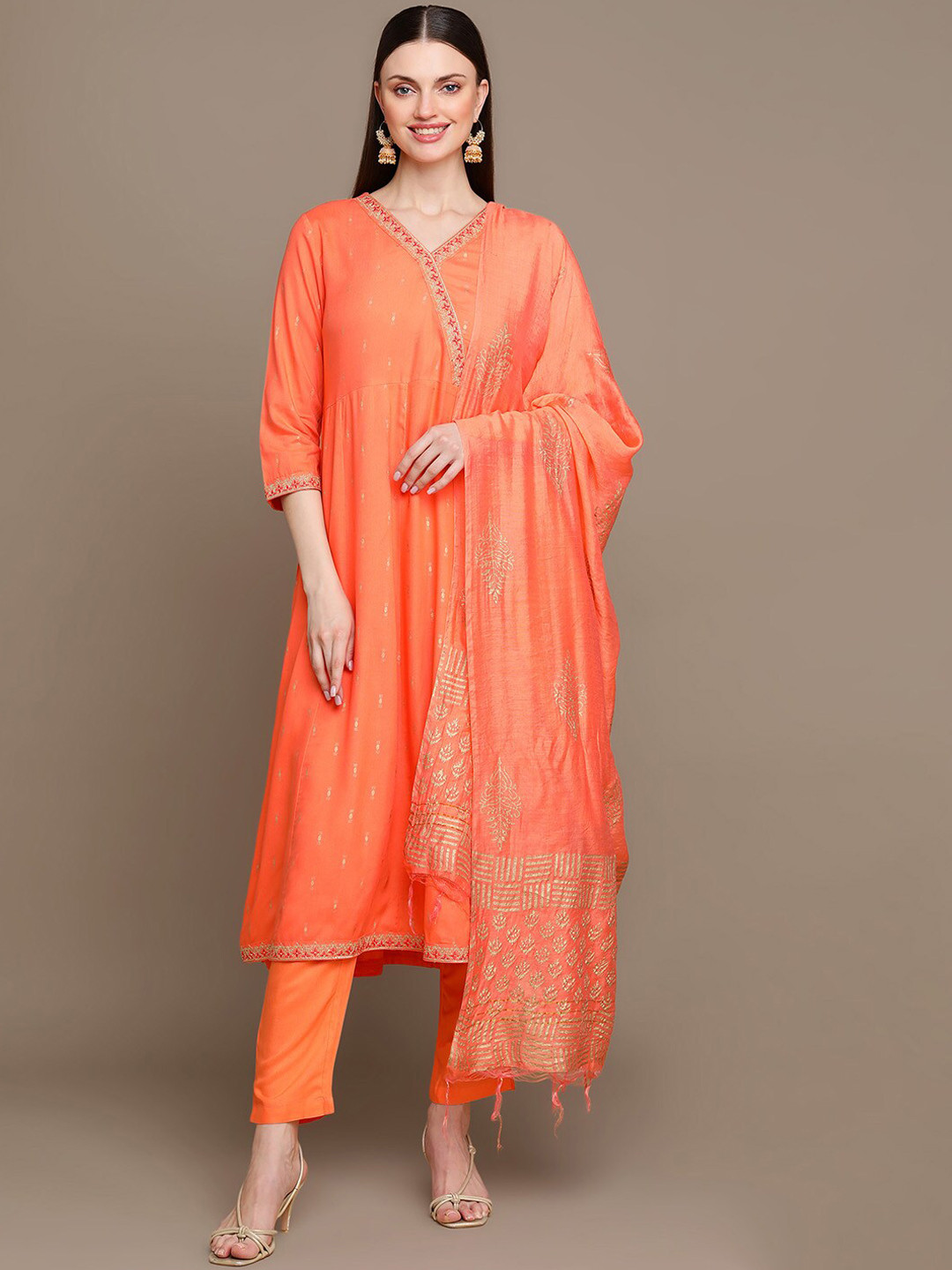 

MALHAAR Ethnic Motif Woven Design Thread Work A-Line Kurta With Trousers & Dupatta, Peach
