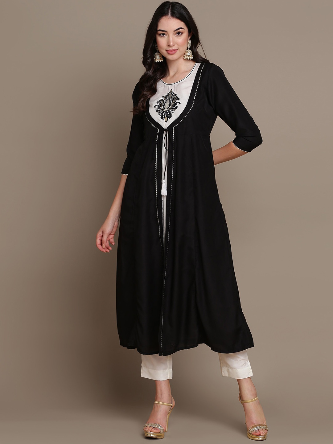 

MALHAAR Ethnic Motifs Yoke Design Layered Thread Work Cotton A-Line Kurta, Black