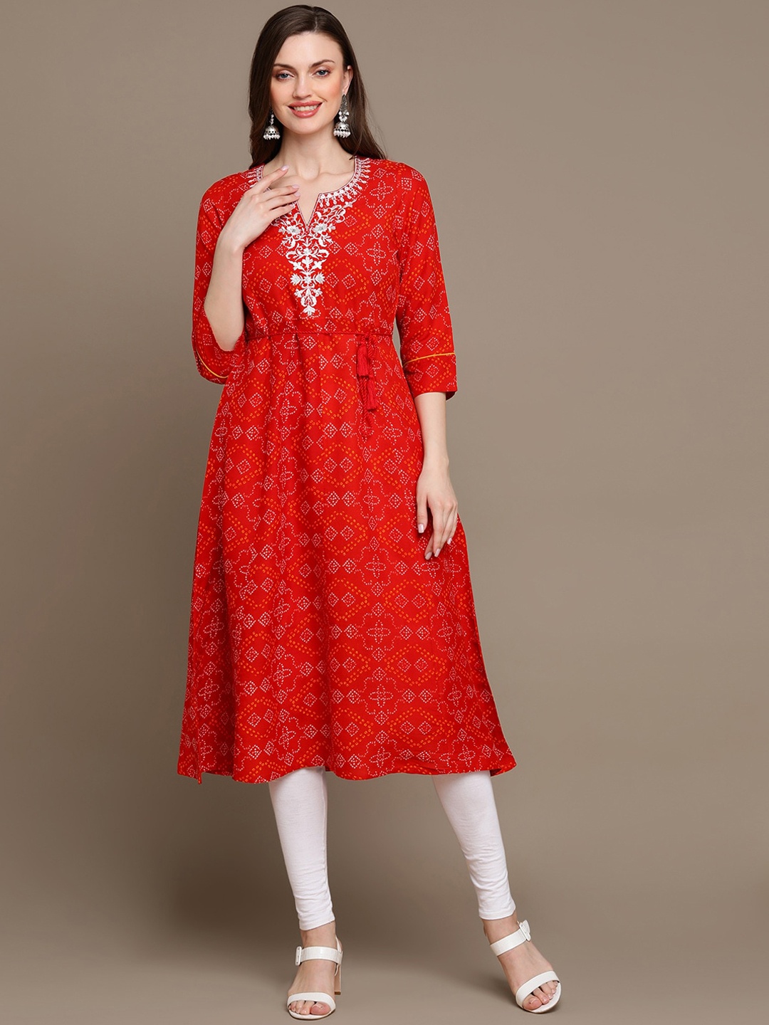 

MALHAAR Ethnic Motifs Printed Embroidered Thread Work Kurta, Red