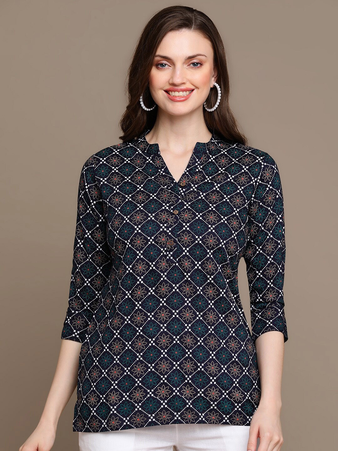 

HERE&NOW Navy Blue & White Floral Printed Kurti