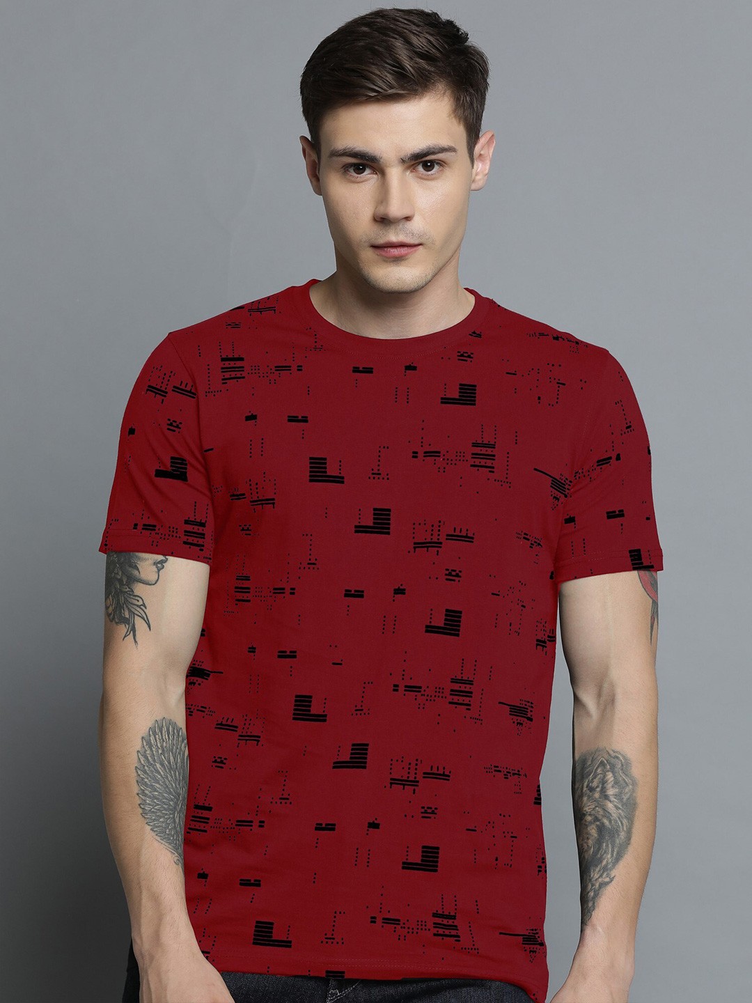 

JUMPCUTS Geometric Printed Cotton Slim Fit T-shirt, Red