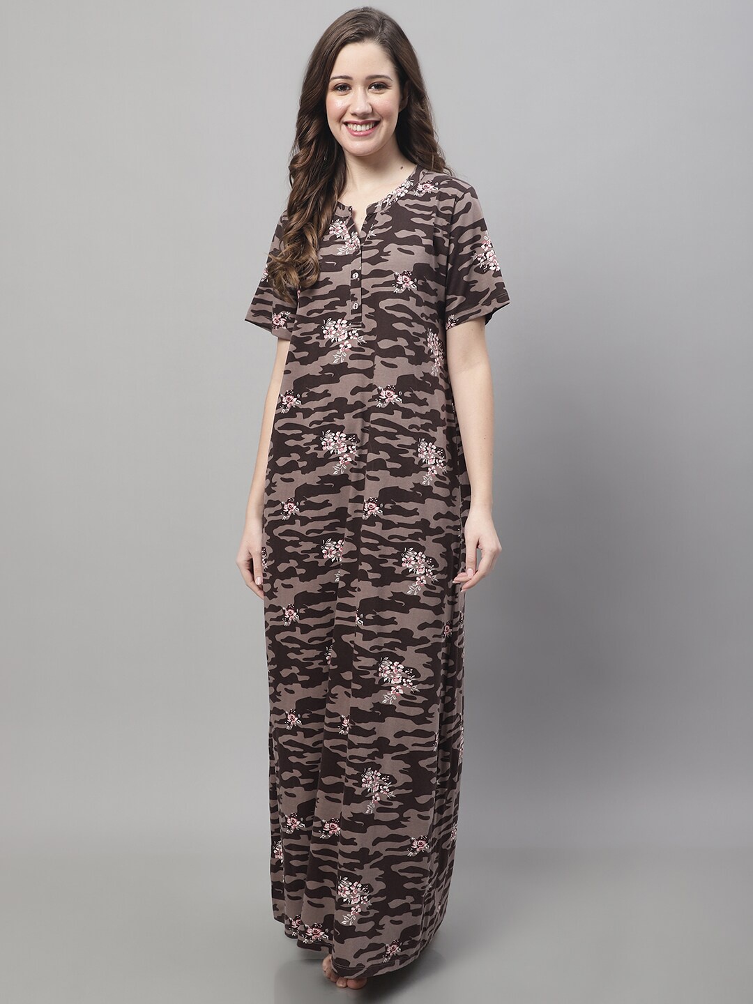 

Kanvin Brown Floral Printed Pure Cotton Maxi Nightdress