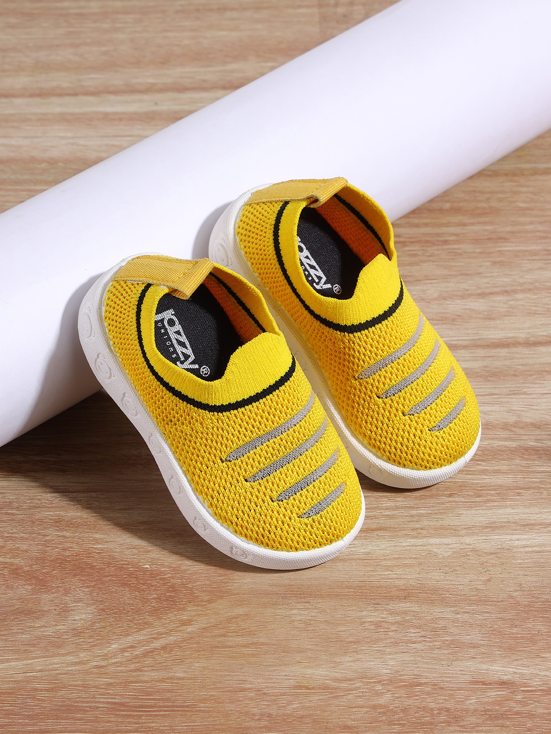 

Jazzy Juniors Infant Kids Woven Design Padded Insole Contrast Sole Mesh Slip-On Sneakers, Yellow