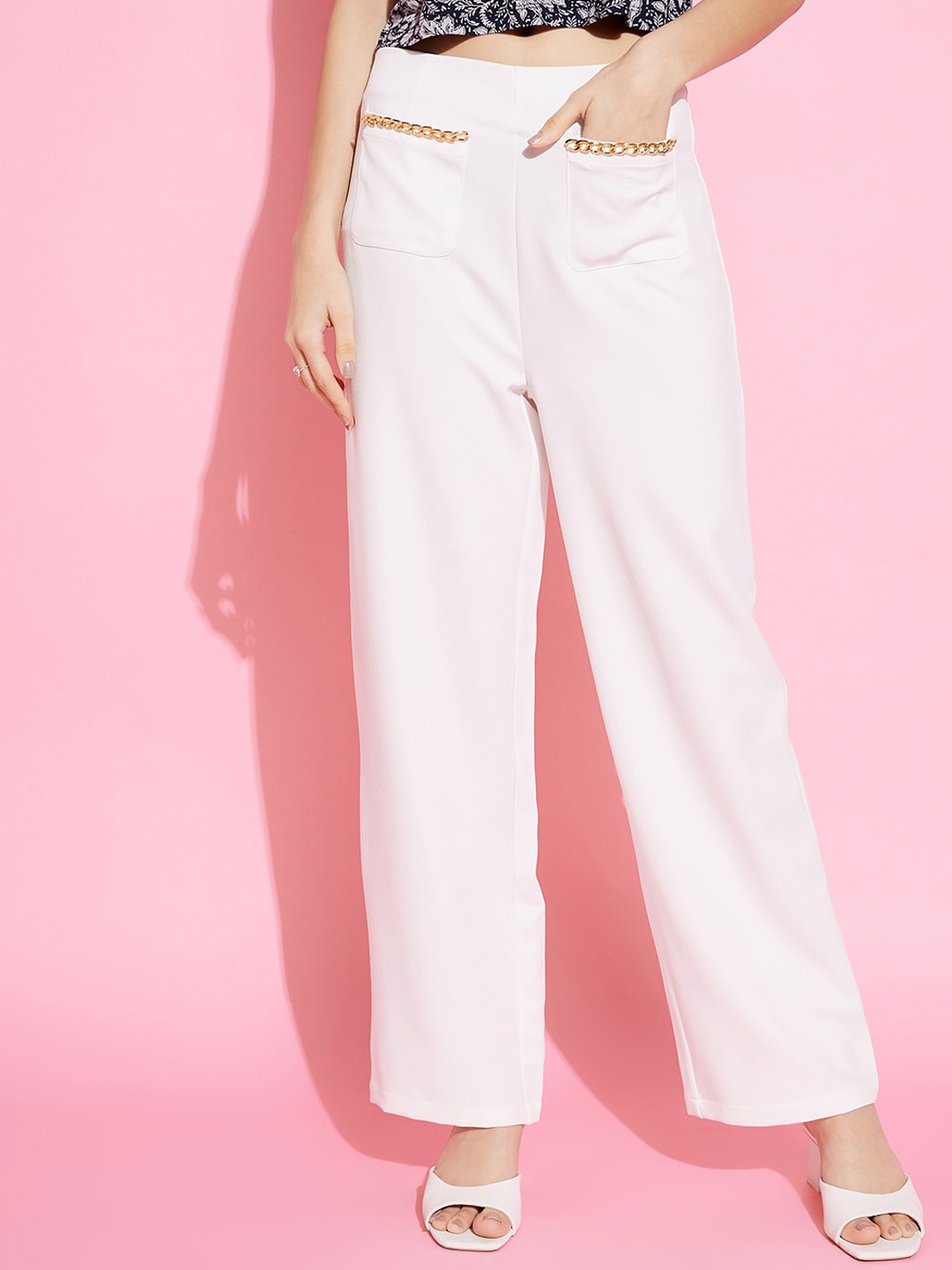 

KASSUALLY Women White Parallel Trousers