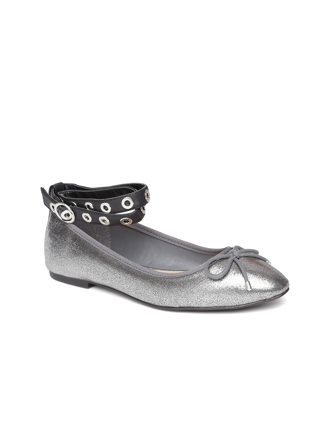 

FOREVER 21 Women Silver-Toned Solid Ballerinas