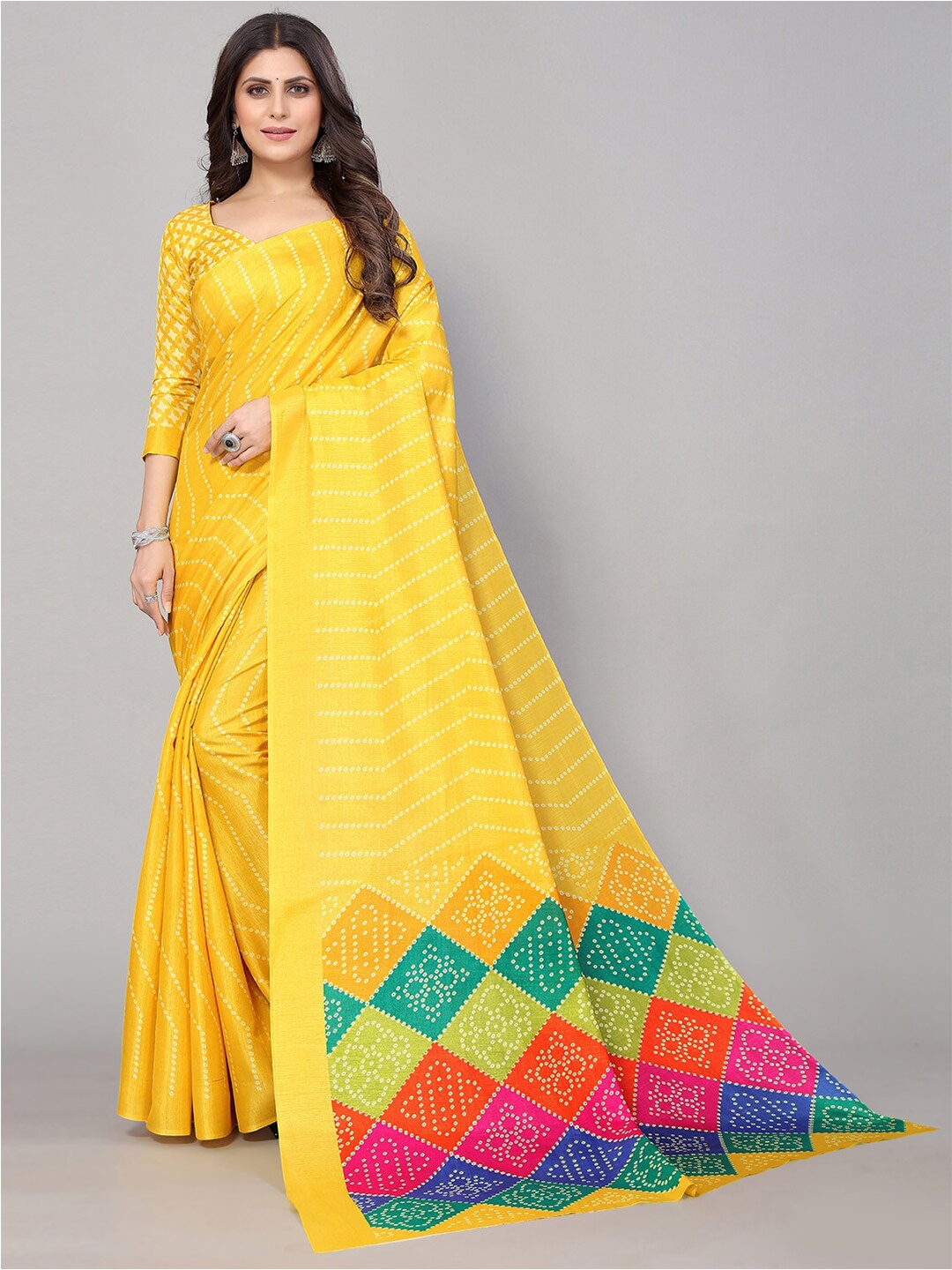 

GORGONE Bandhani Silk Blend Bandhani Saree With Blouse Piece, Yellow