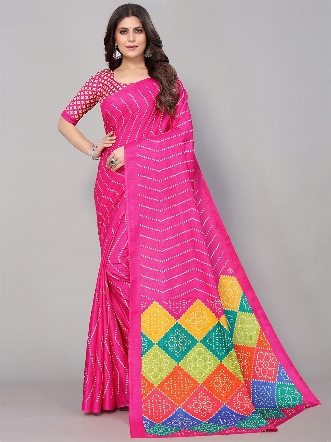 

GORGONE Bandhani Printed Saree, Pink