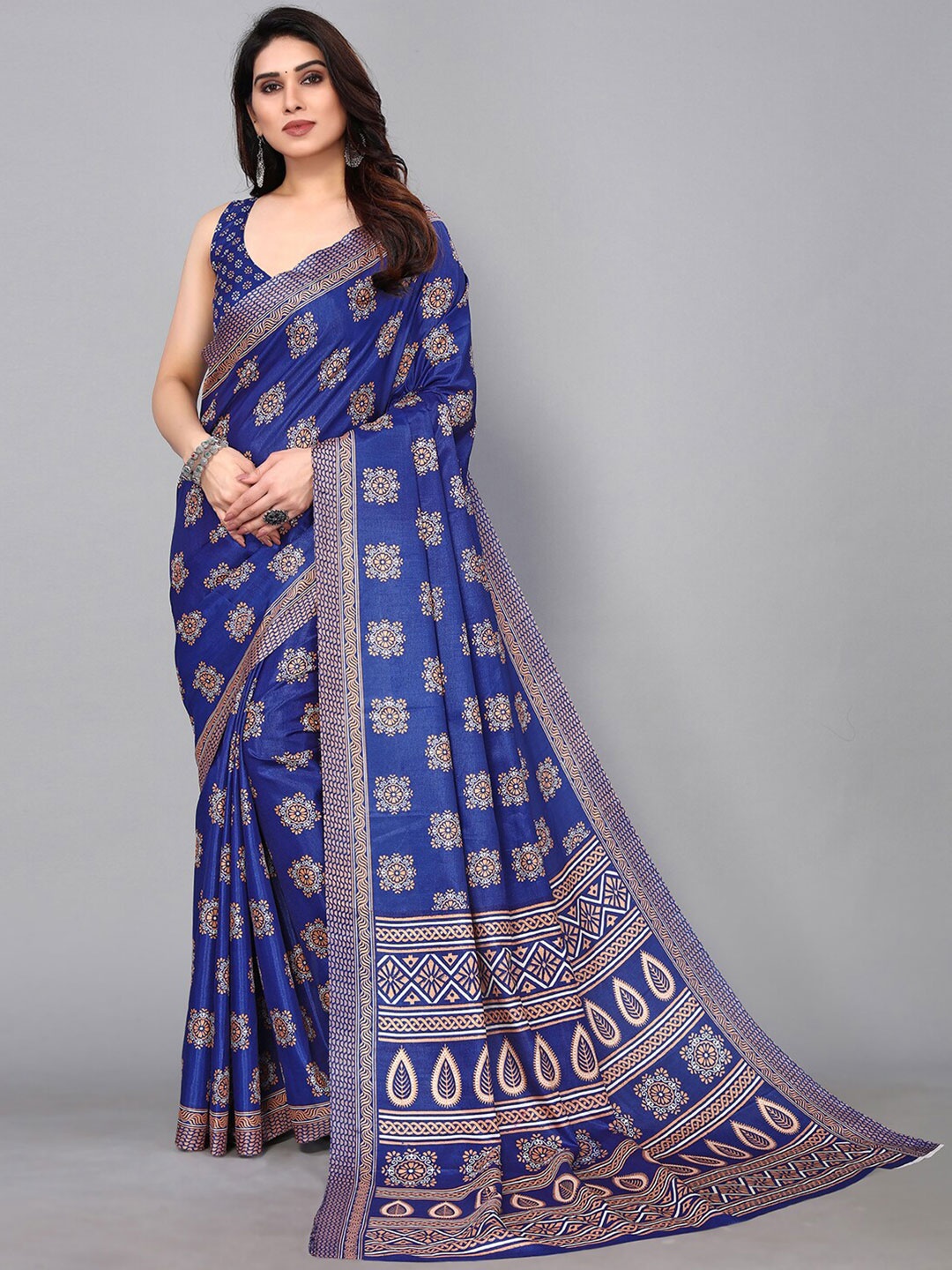 

GORGONE Ethnic Motif Silk Blend Saree With Blouse Piece, Blue