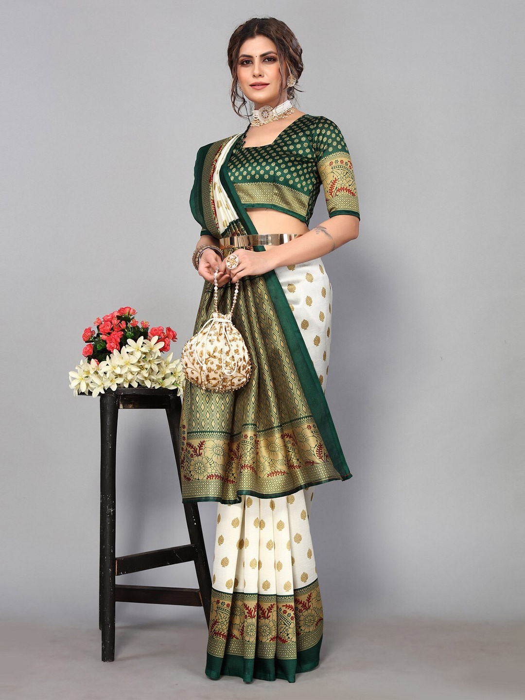 

KALINI Ethnic Woven Design Mysore Silk Saree, Green