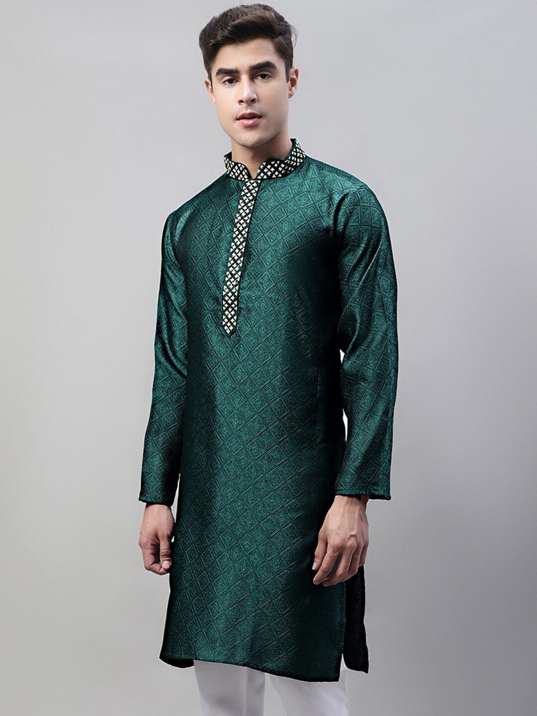 

Jompers Ethnic Motif Woven Design Mandarin Collar Jacquard Thread Work Kurta, Green