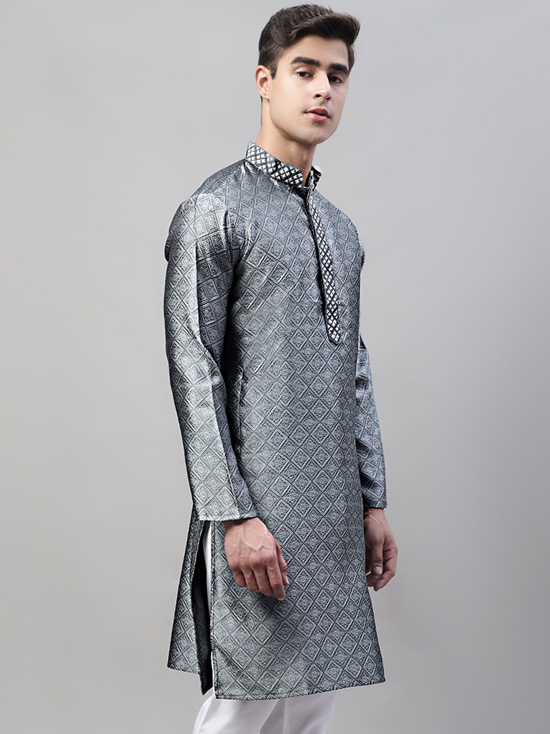 

Jompers Ethnic Motif Woven Design Mandarin Collar Jacquard Thread Work Kurta, Grey