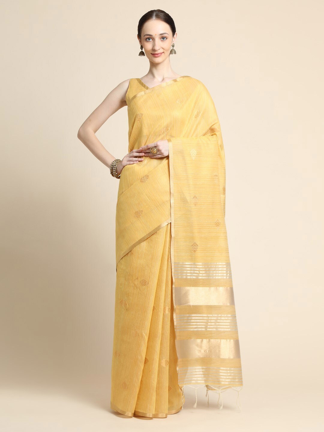 

VISHNU WEAVES Woven Design Zari Saree, Yellow