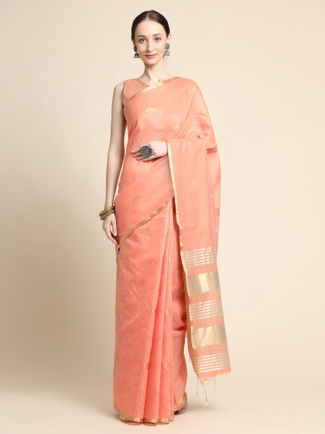 

VISHNU WEAVES Woven Design Zari Saree, Peach