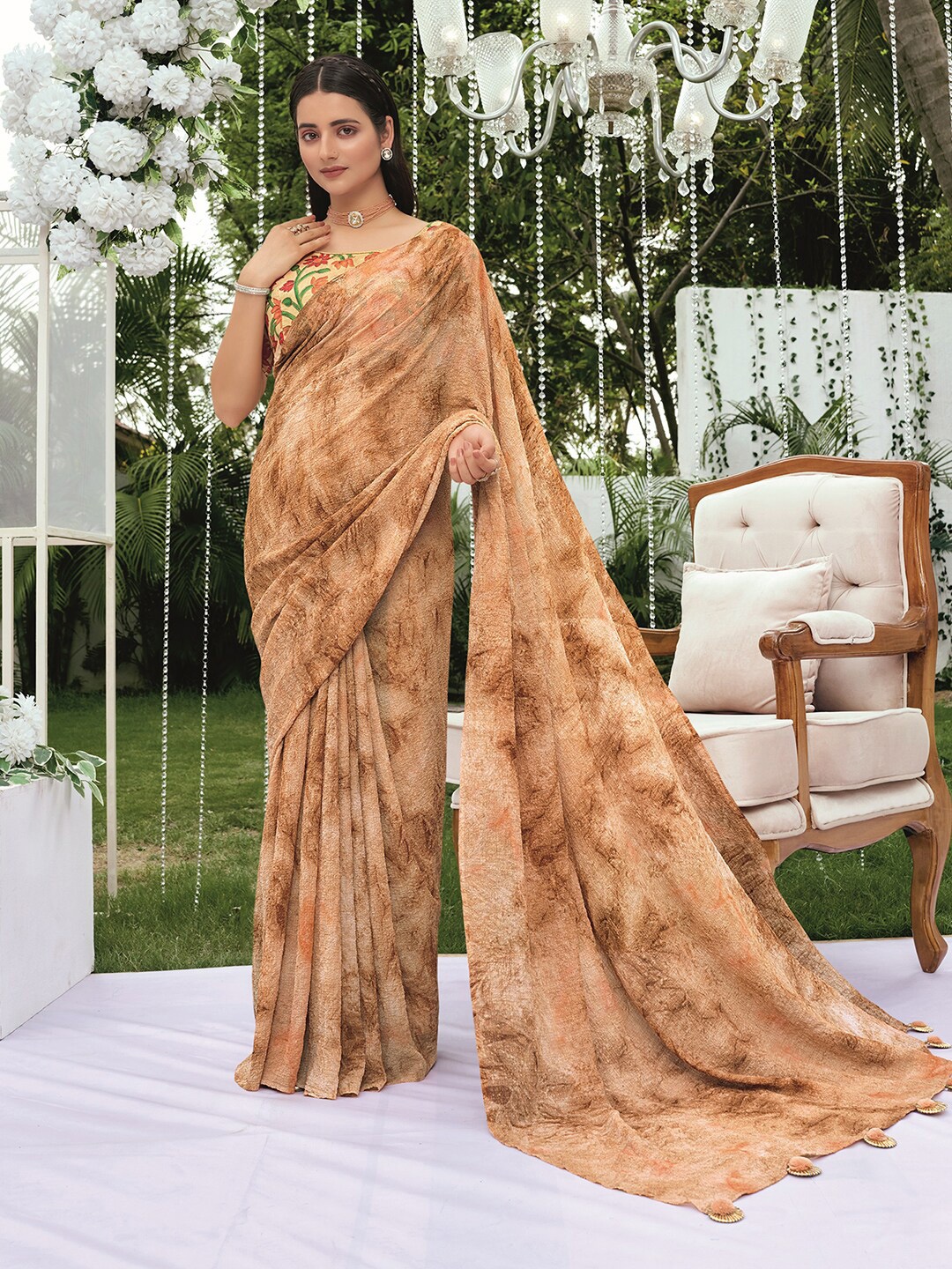 

Satrani Abstract Printed Saree, Orange