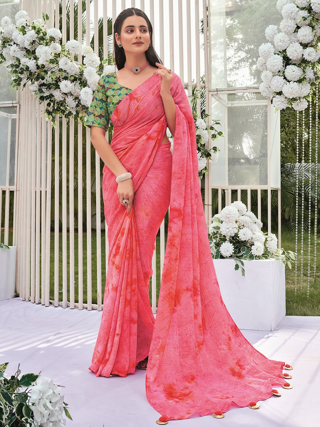 

Satrani Abstract Printed Saree, Pink