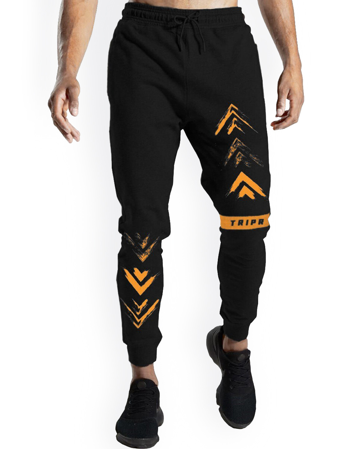 

TRIPR Men Regular Fit Mid-Rise Joggers, Black
