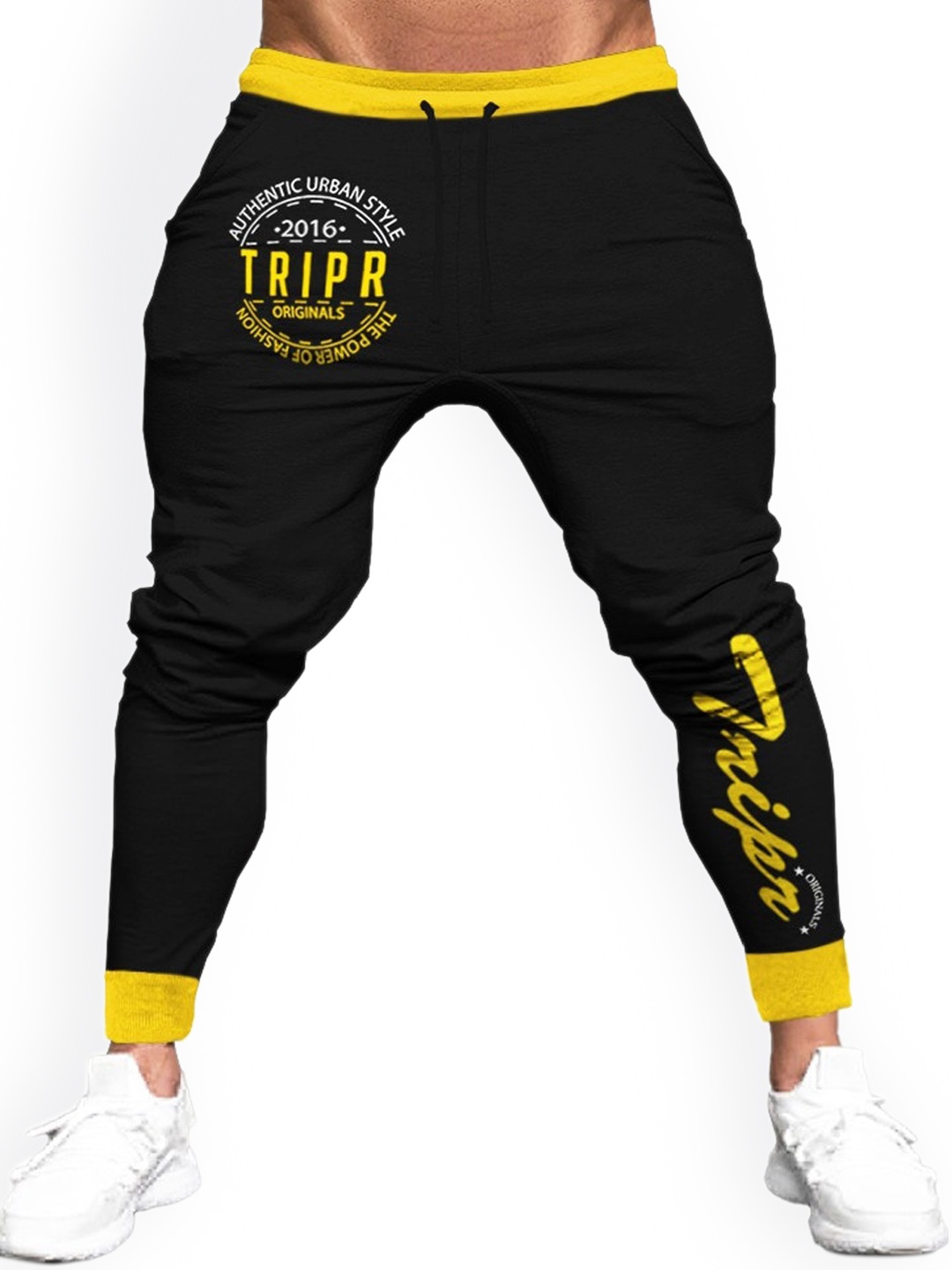 

TRIPR Men Typography Printed Joggers, Black
