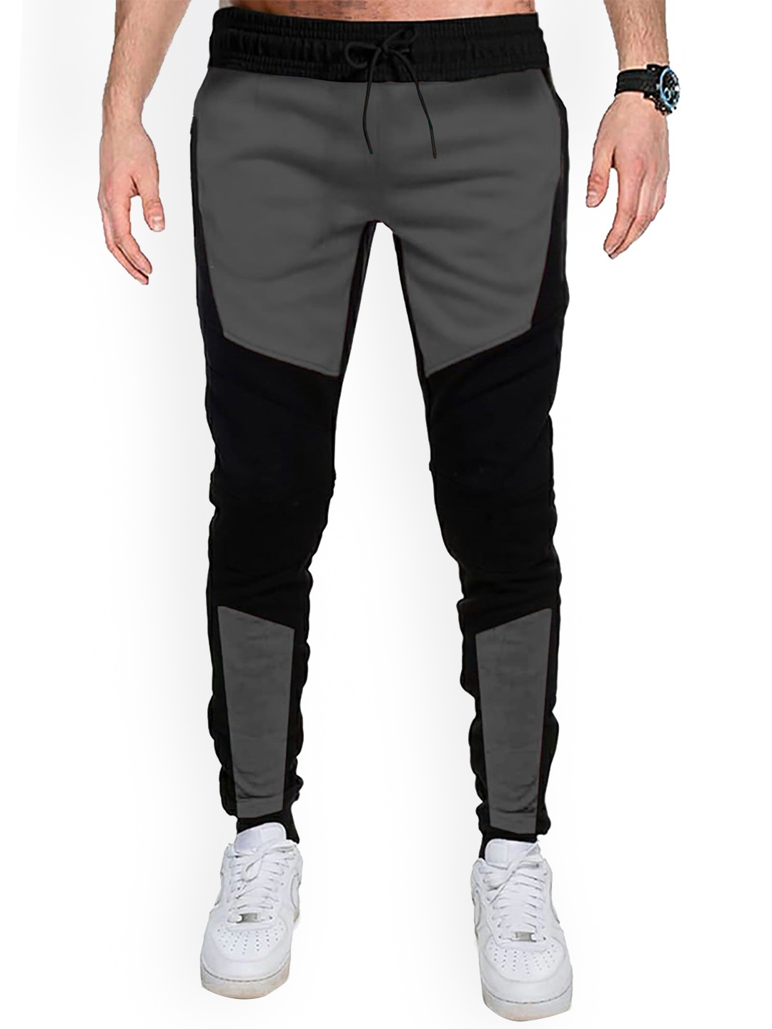 

TRIPR Colourblocked Mid-Rise Joggers, Black