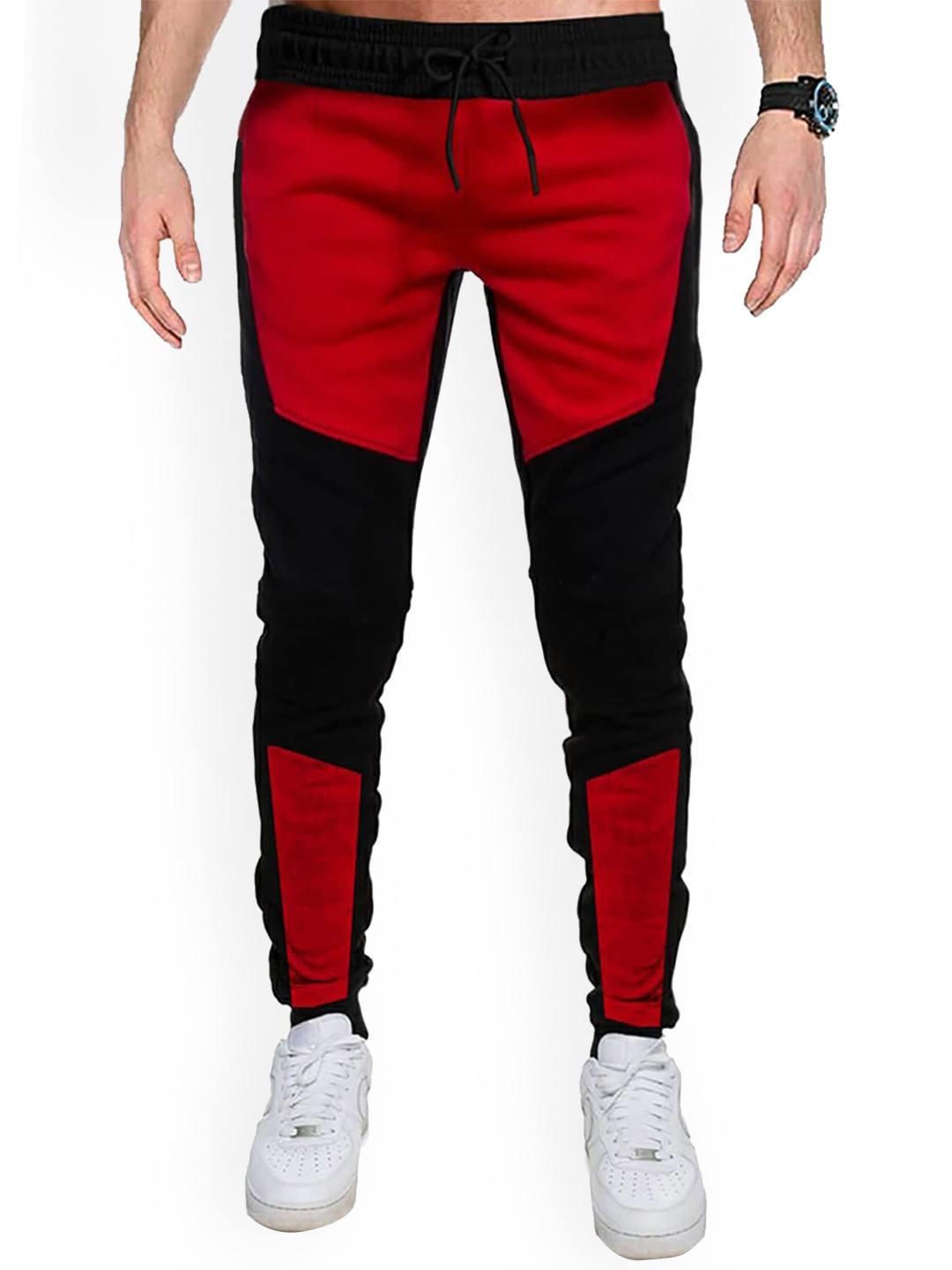 

TRIPR Men Colourblocked Regular Fit Joggers, Black