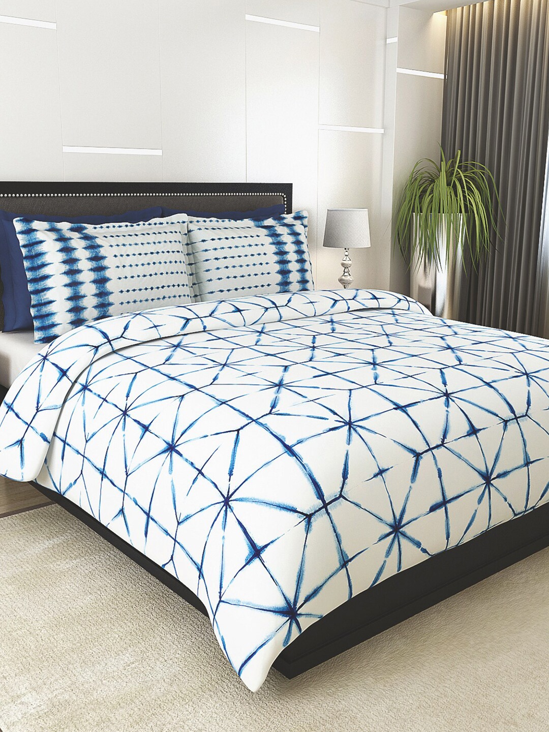 

GM White & Blue Geometric AC Room Cotton 150 GSM Double Bed Comforter