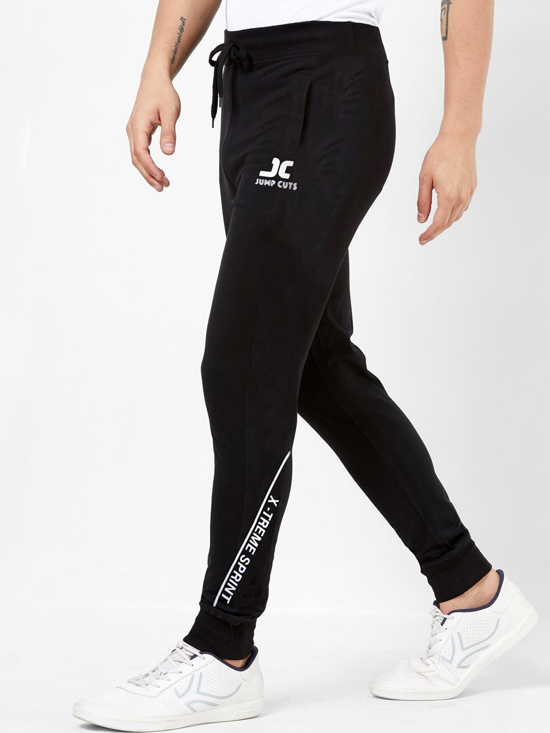 

JUMPCUTS Men Printed Slim-Fit Cotton Joggers, Black