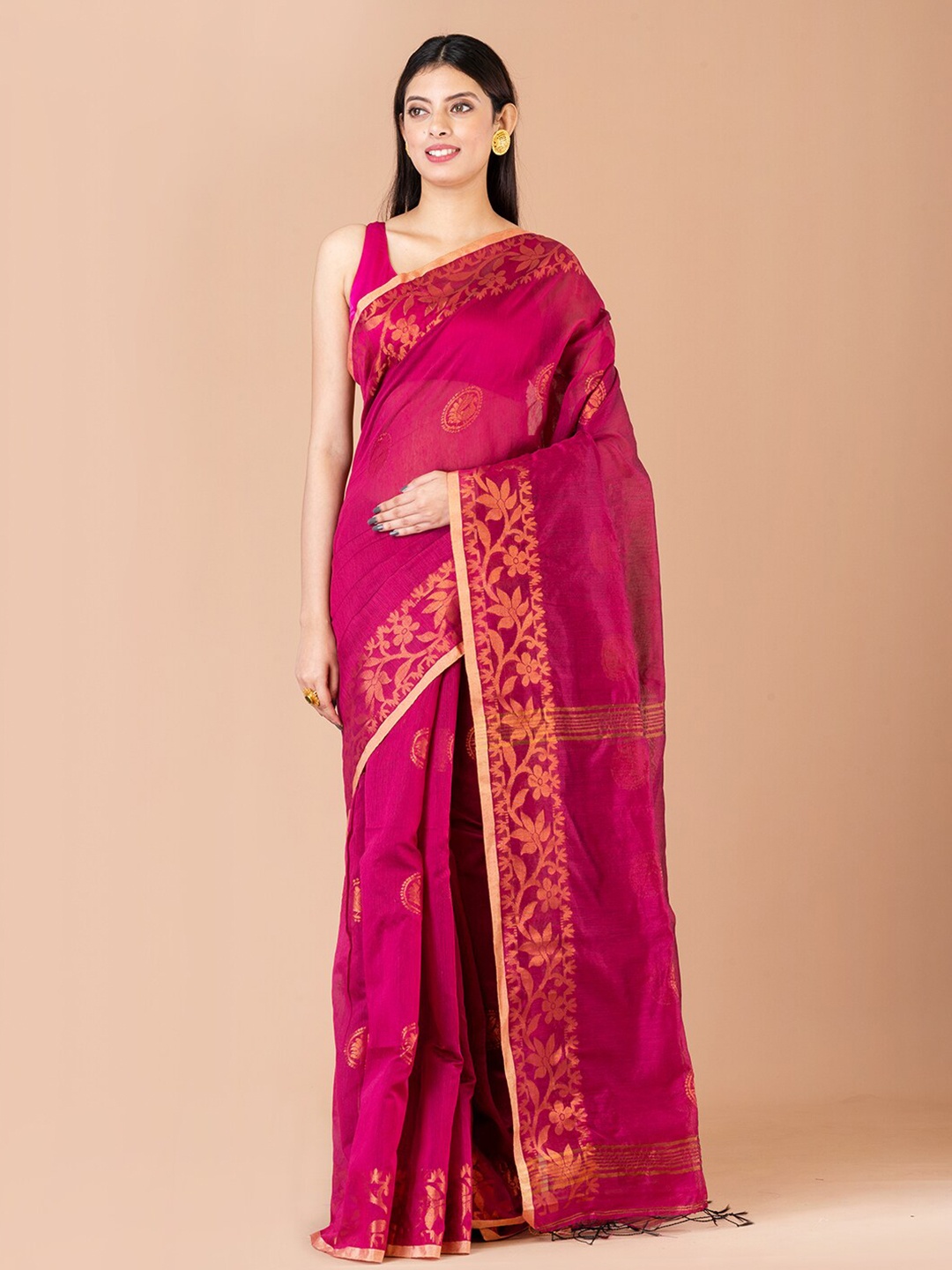 

Laa Calcutta Ethnic Motif Woven Design Zari Saree, Magenta