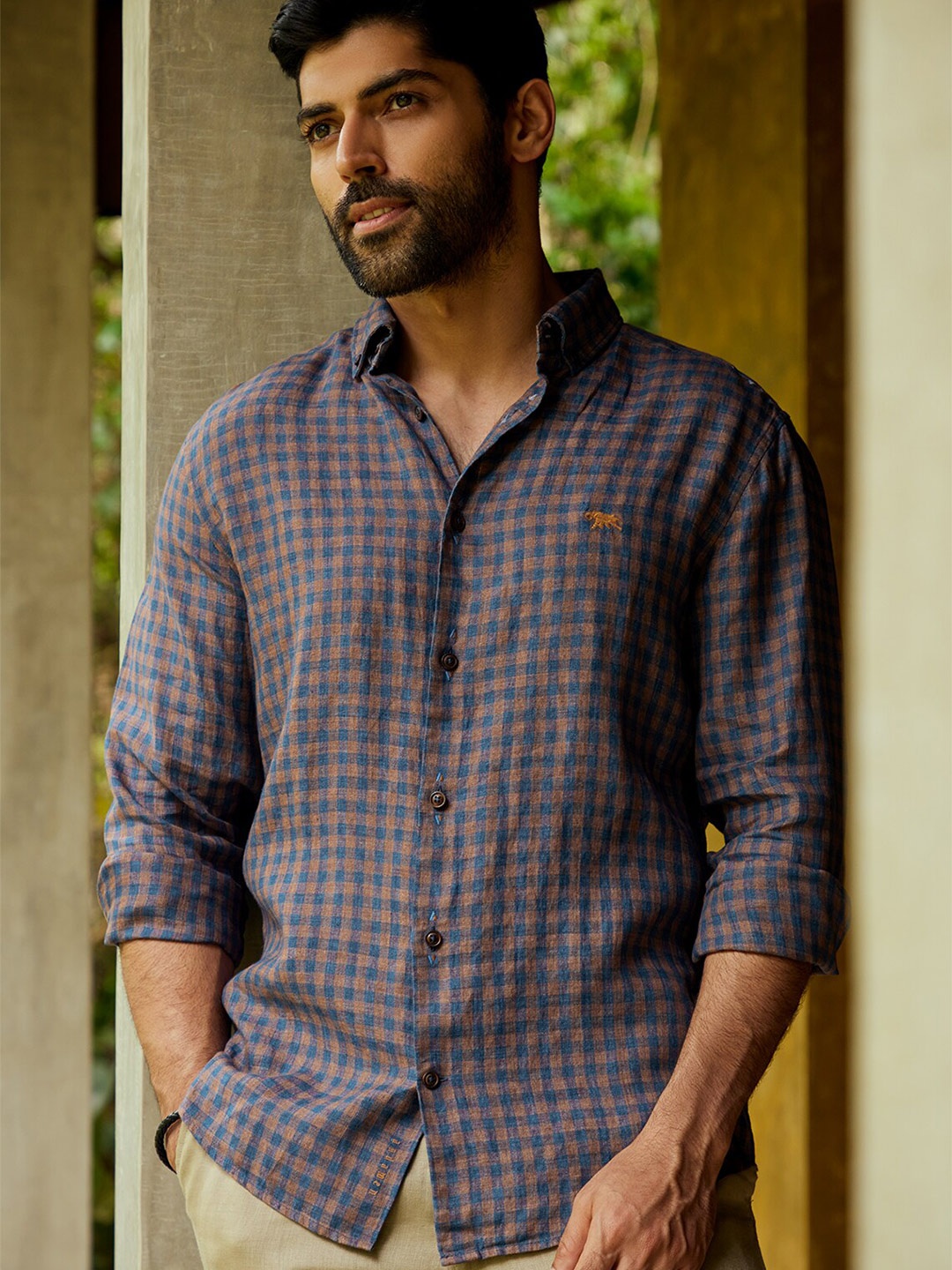

Andamen Checked Spread Collar Long Sleeves Premium Linen Casual Shirt, Navy blue