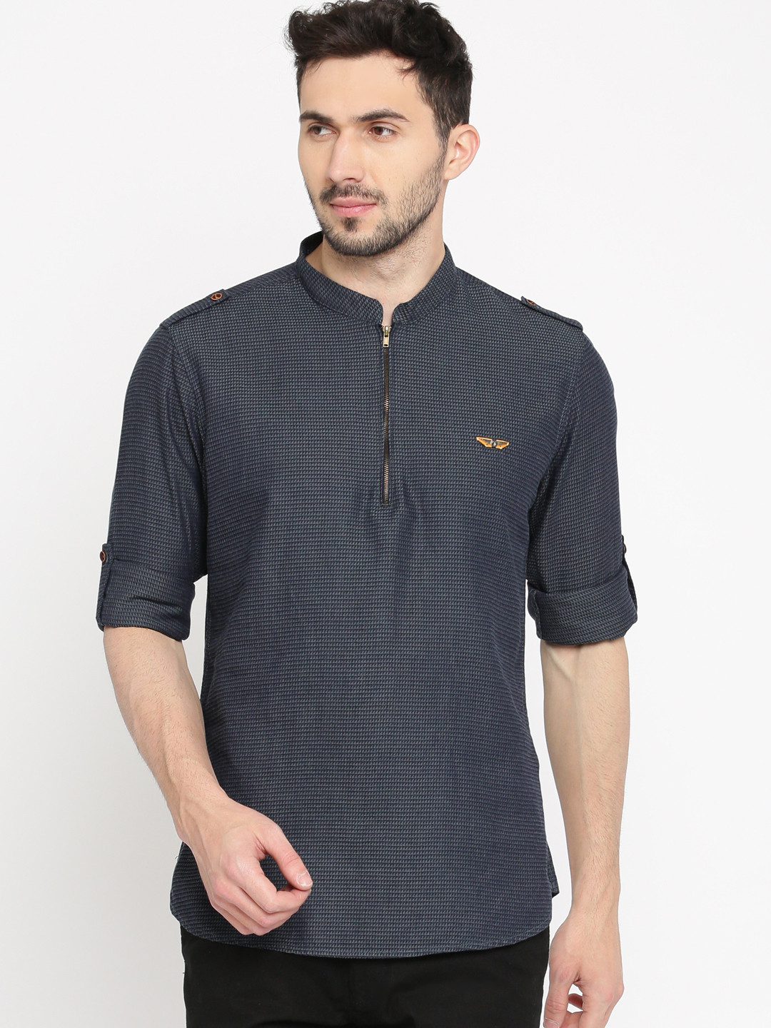

The Indian Garage Co Men Grey & Navy Blue Woven Design Straight Kurta