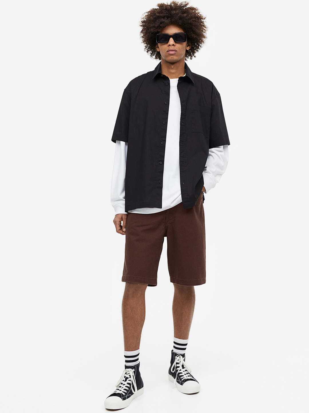 

H&M Men Loose Fit Twill Shorts, Brown