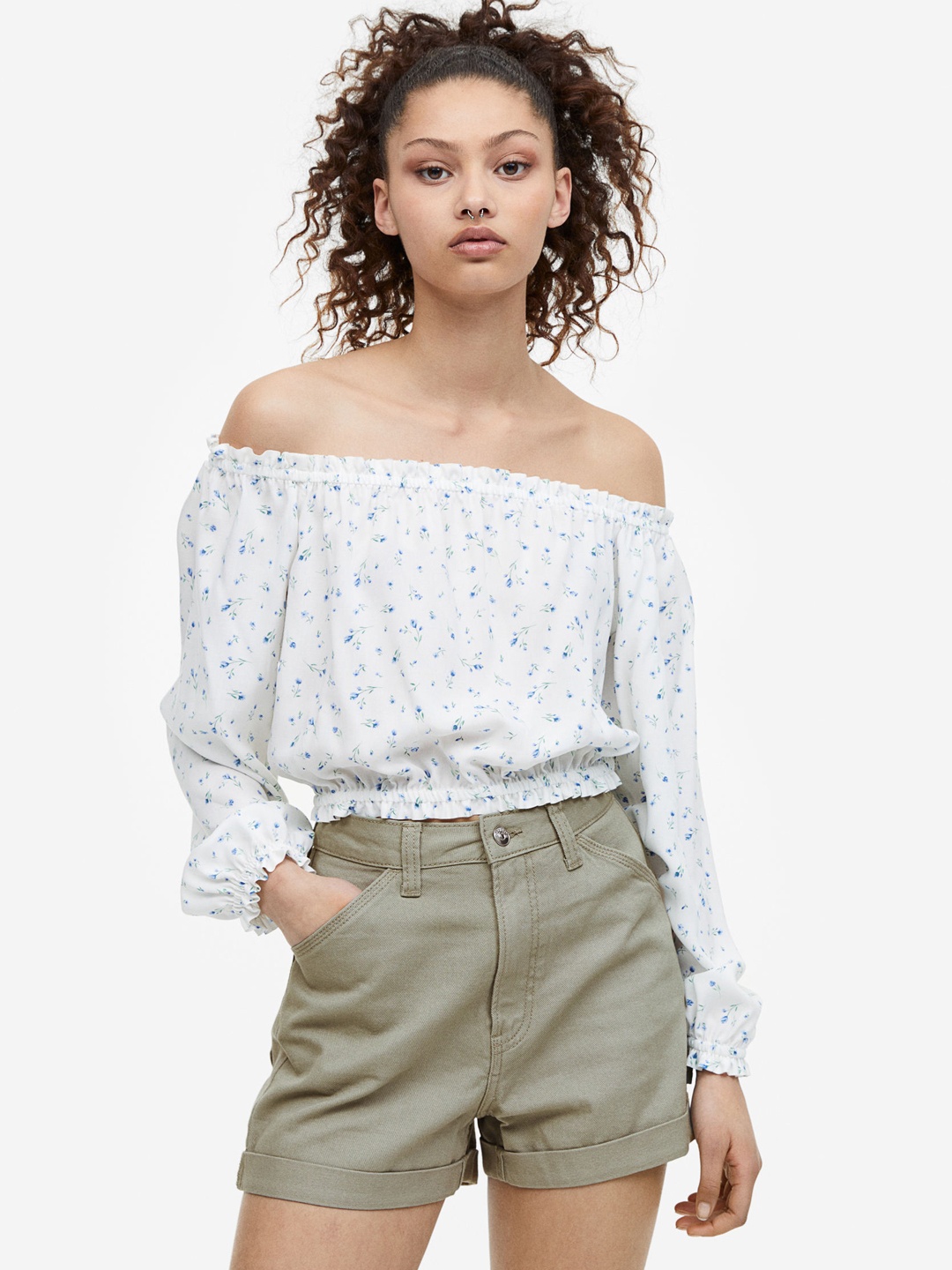 

H&M Women Cotton High-Waisted Cargo Shorts, Olive