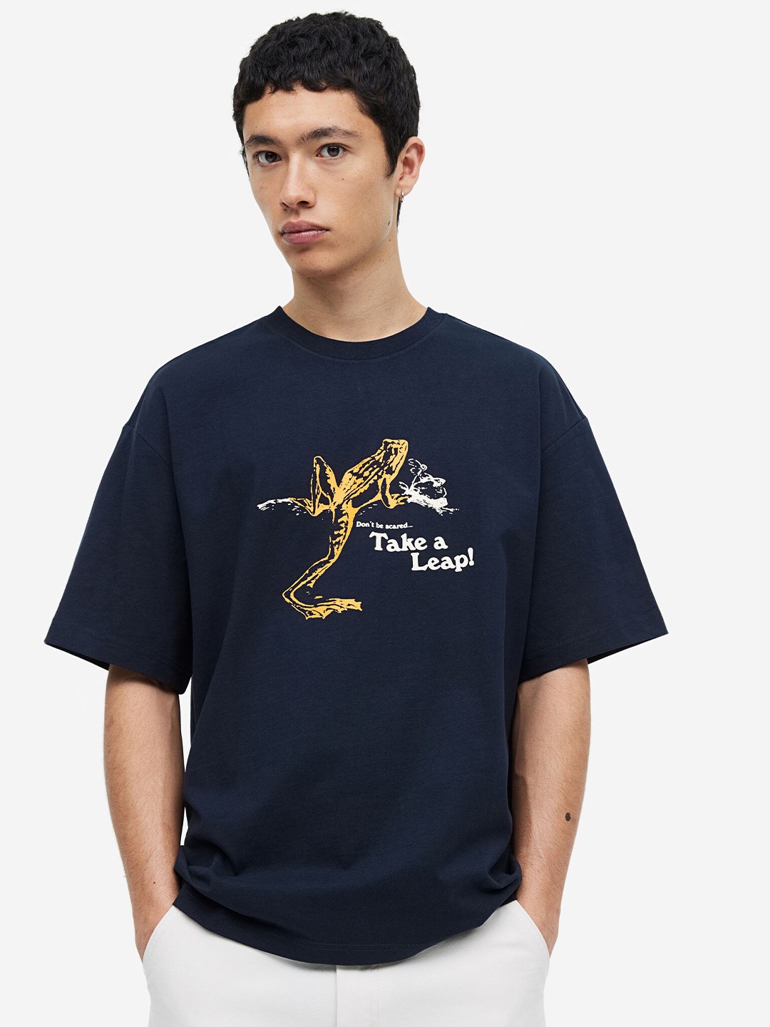 

H&M Men Relaxed Fit Printed T-Shirt, Blue