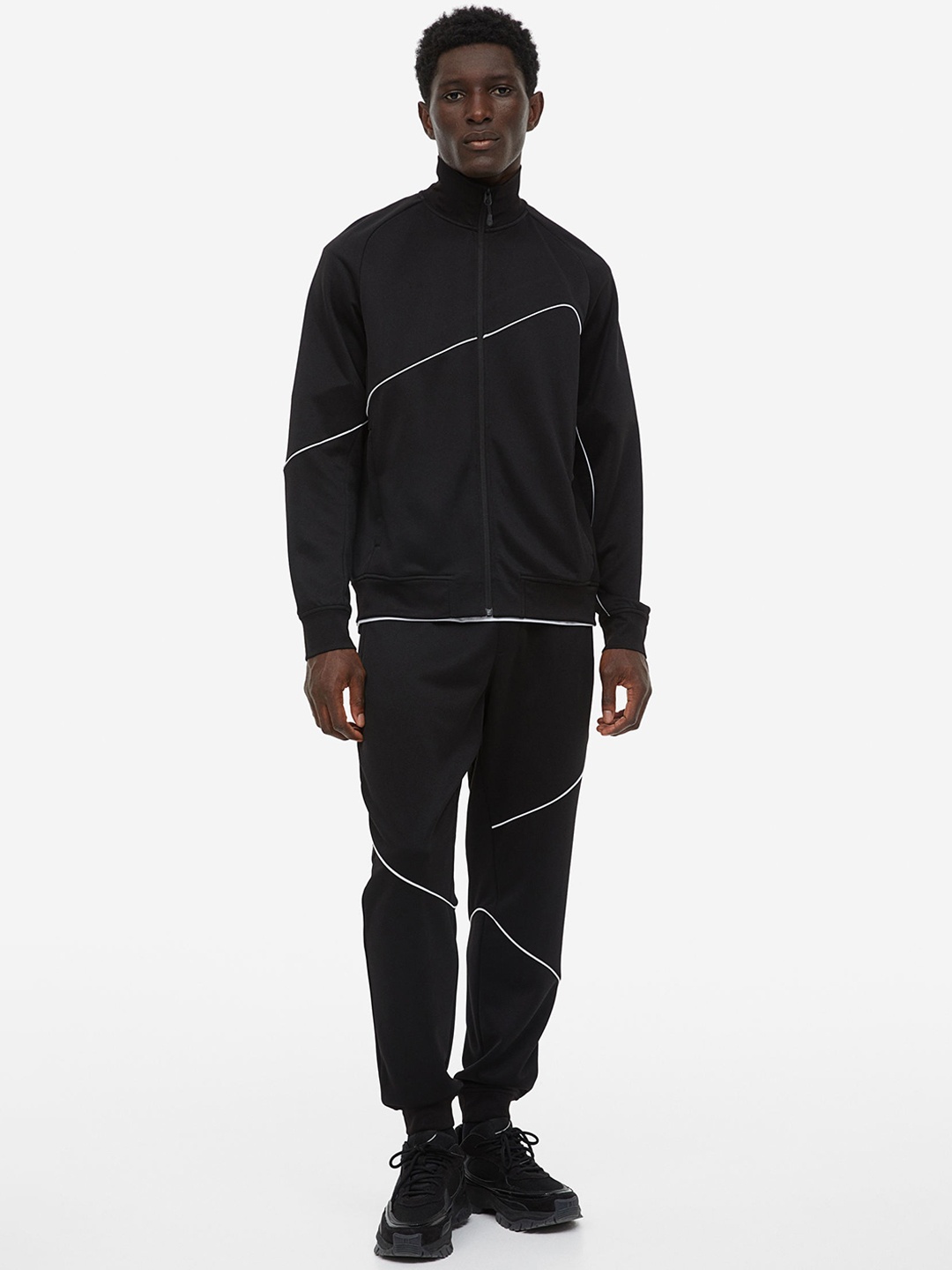 

H&M Men DryMove Tennis Joggers, Black