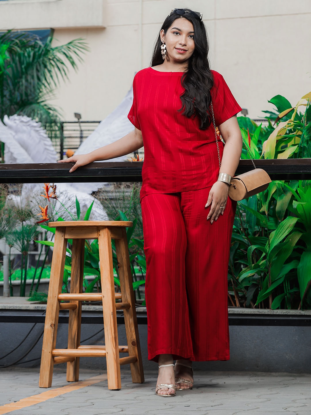 

9shines Label Striped Round Neck Night Suit, Red