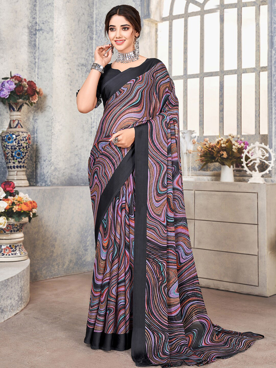 

Satrani Purple & Black Abstract Printed Saree