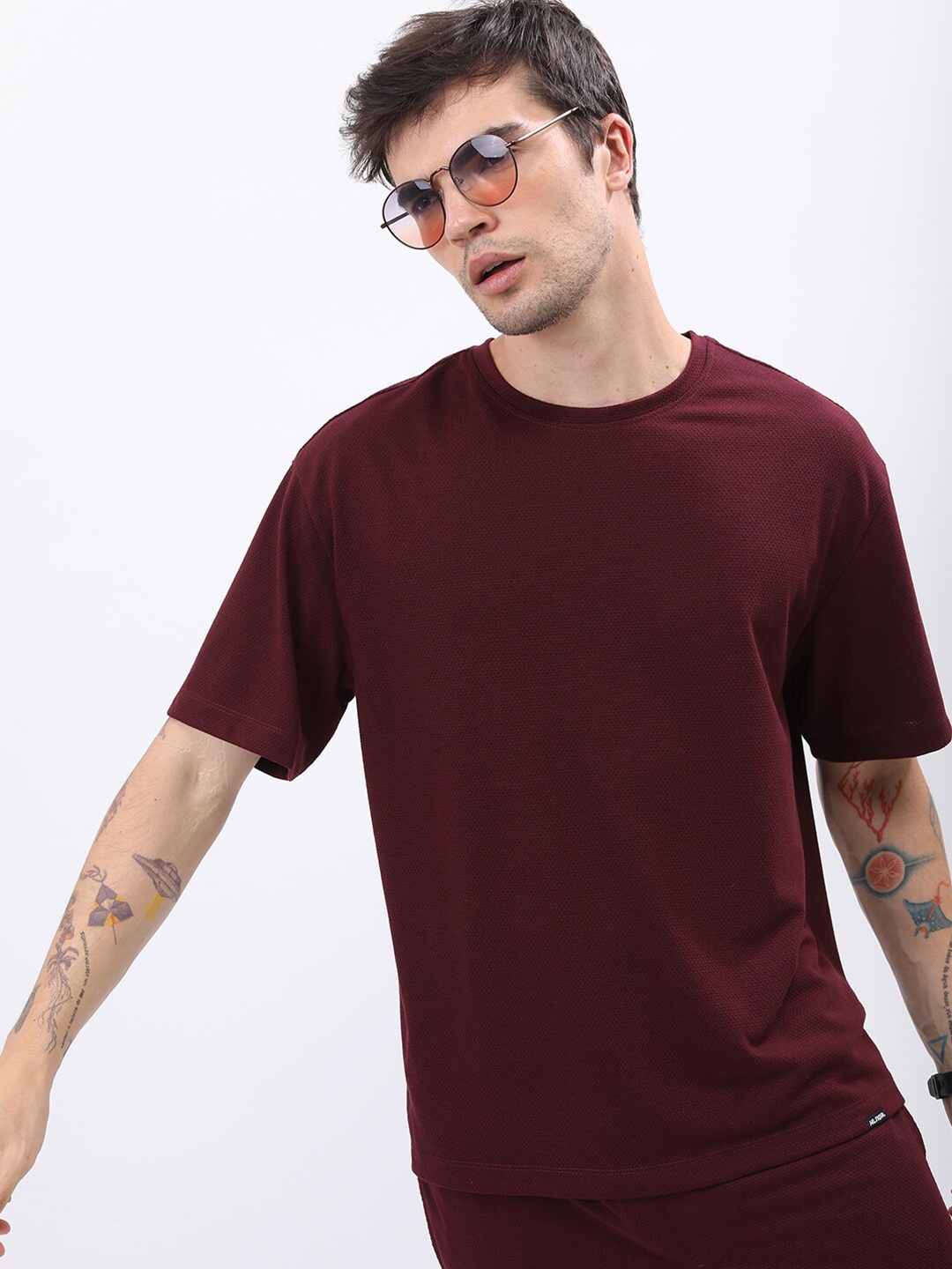 

HIGHLANDER Maroon Popcorn Structured Oversized T-shirt