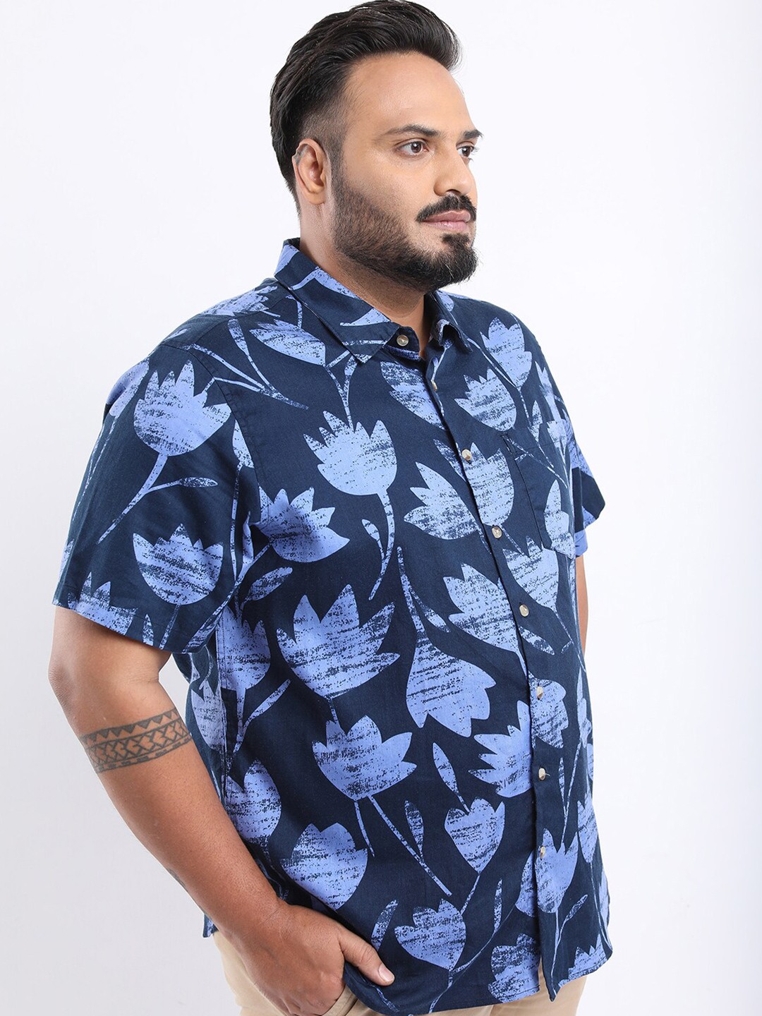 

HIGHLANDER Plus Size Floral Printed Cotton Casual Shirt, Navy blue
