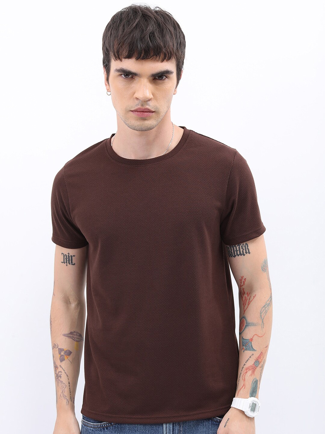 

HIGHLANDER Men Popcorn Structured Slim Fit T-shirt, Coffee brown