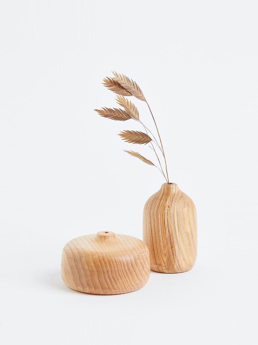 

H&M Beige Wooden Mini Vase
