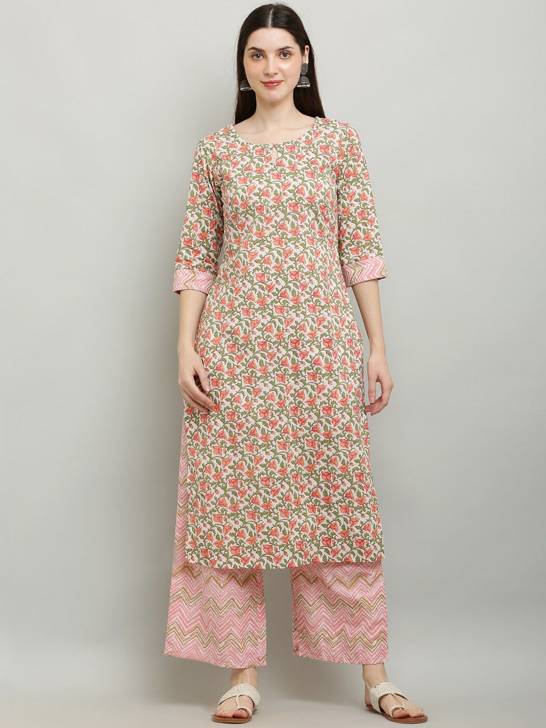 

Waahiba Floral Printed Regular Pure Cotton Kurta with Palazzos, White