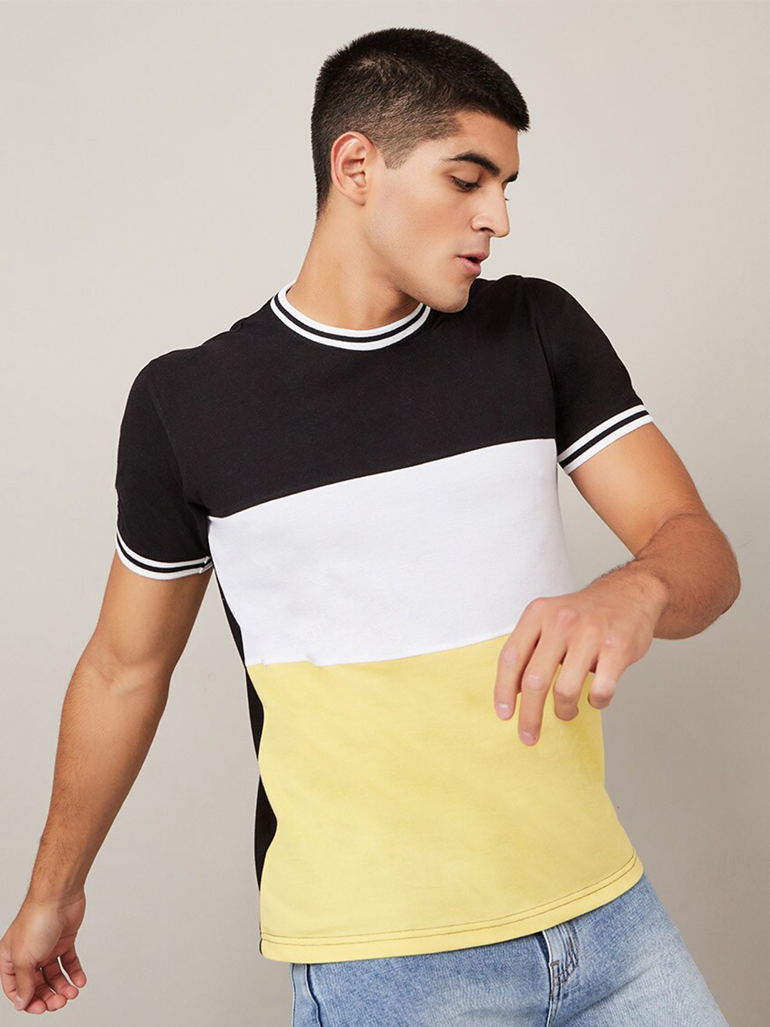 

Styli Black & Yellow Colourblocked Pique Knit Round Neck Cotton T-shirt