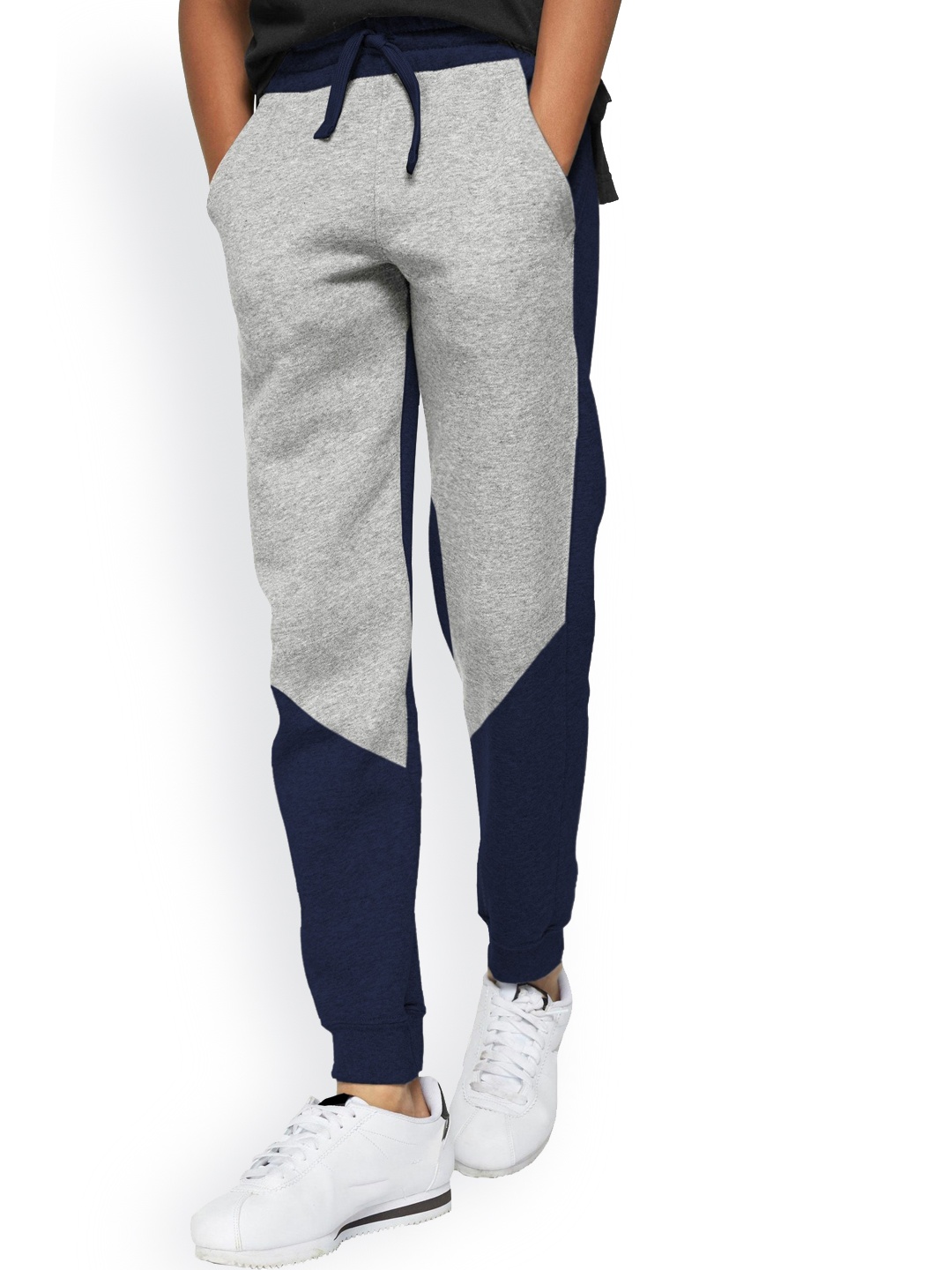 

BLIVE Boys Colourblocked Mid Rise Cotton Joggers, Navy blue