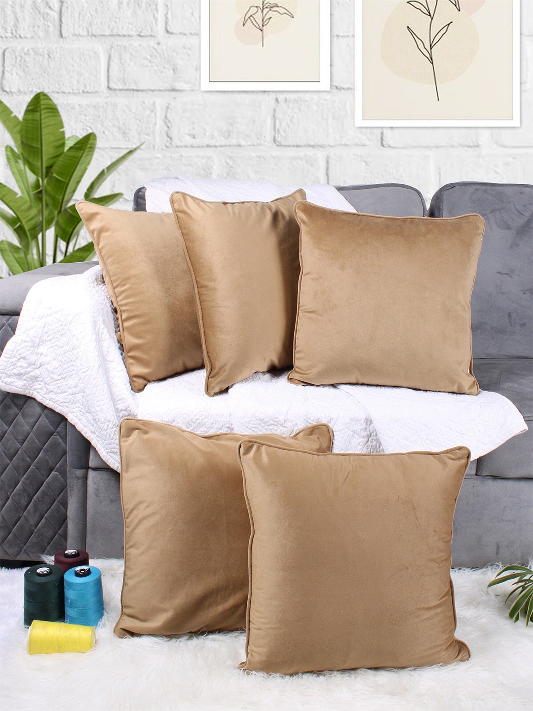 

STITCHNEST Brown 5 Pieces Velvet Square Cushion Covers